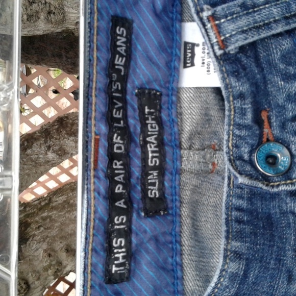 Levi Strauss distressed blue 34-32 - Picture 6 of 13